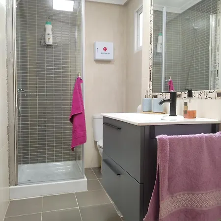Apartment Marqplace Free Parking And Ac Alicante